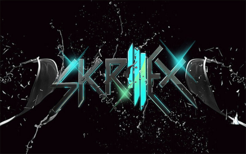 Text Logo with Splashes