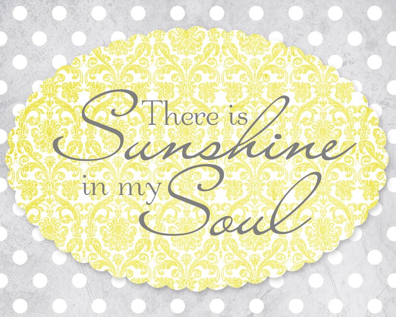 Text on Patterned Background — Yellow