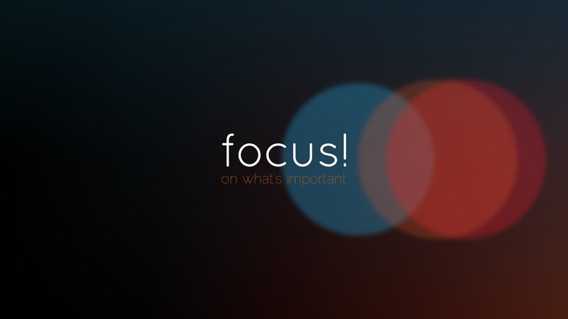 Text with Overlapping Circles — Blue