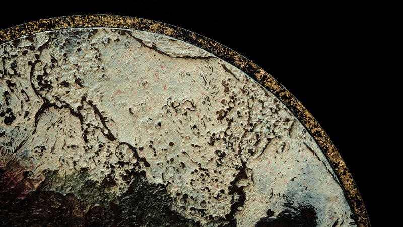 Textured Circular Surface