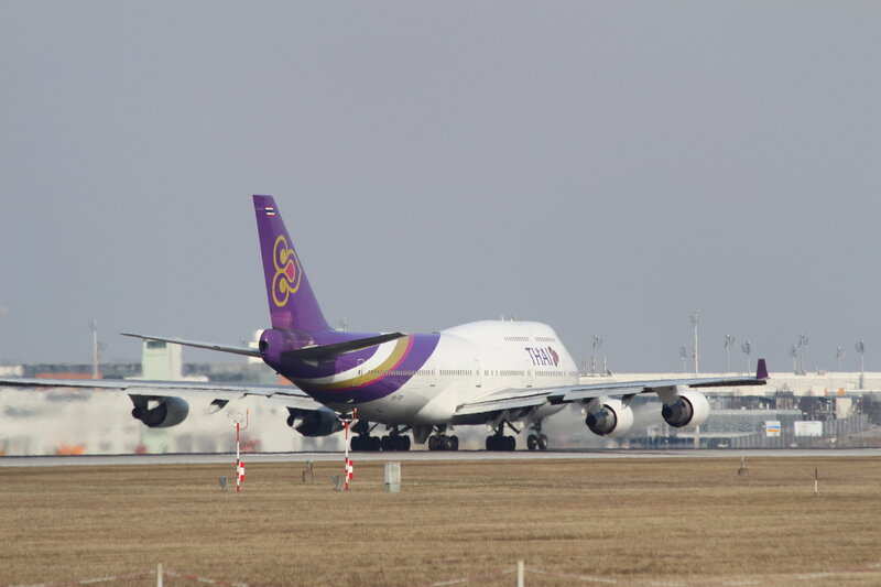 Thai Airways Boeing 747 — Purple
