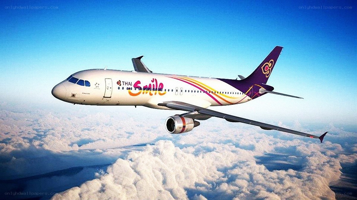 Thai Smile airplane in flight