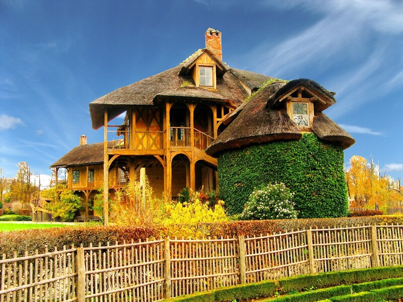 Thatched cottage in autumn