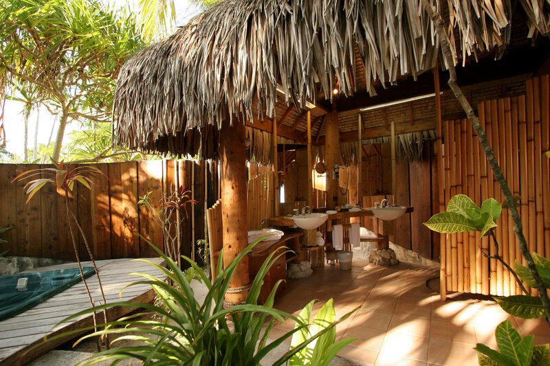 Thatched-roof Bathroom