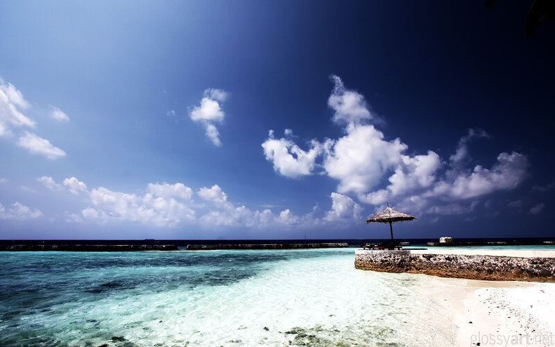 Thatched Umbrella on Beach — Blue, Serene