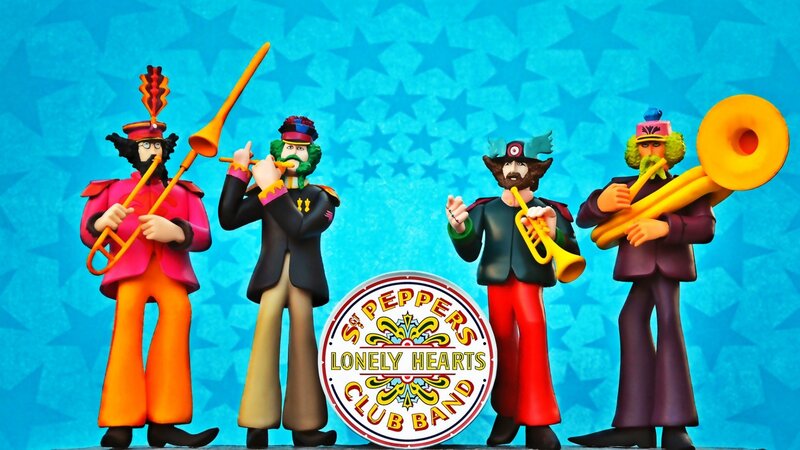 The Beatles Figurines — Blue