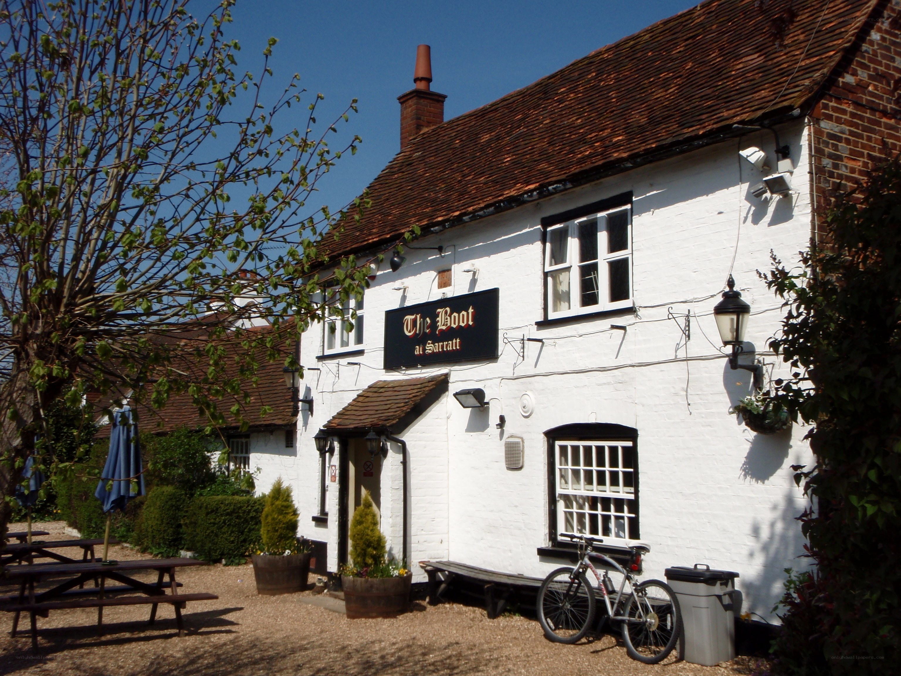 The Boot at Saratt pub