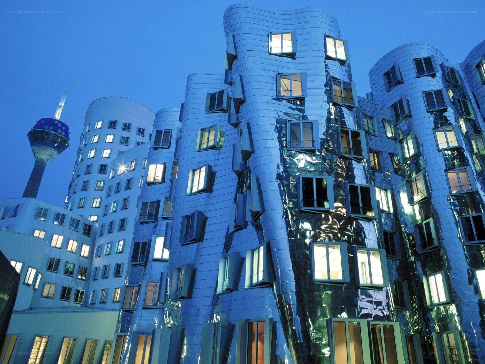 The Dancing House at dusk