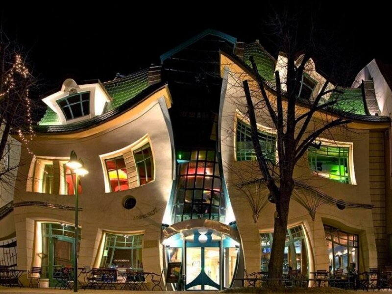 The Dancing House