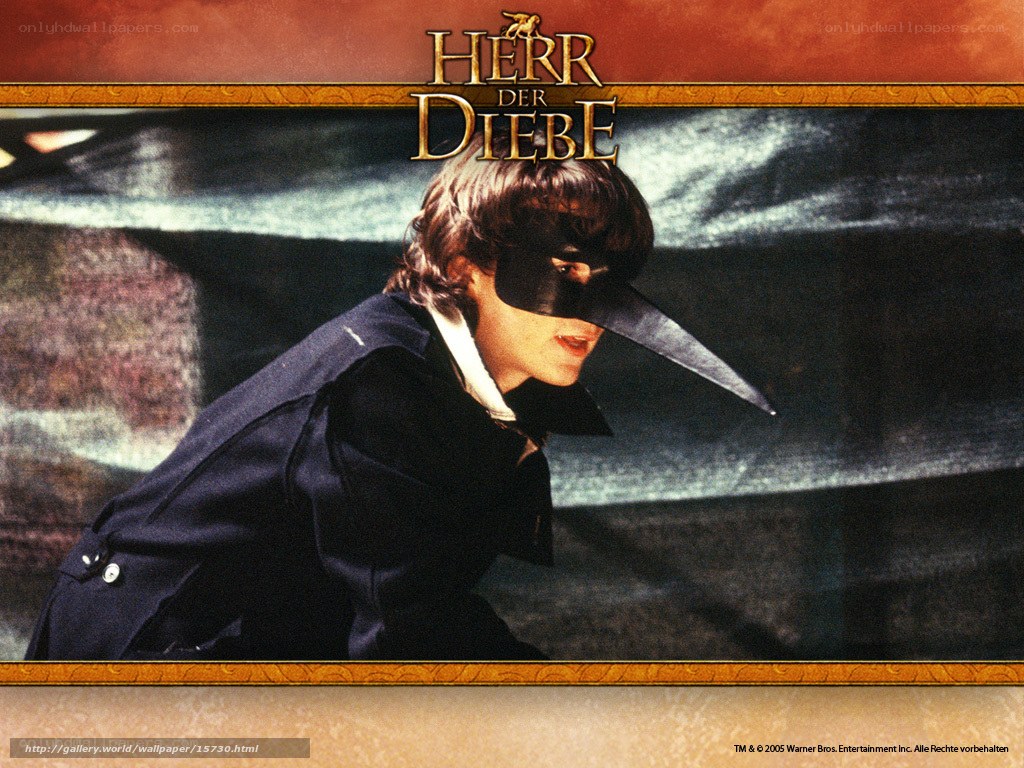 The Masked Figure from Herr der Diebe