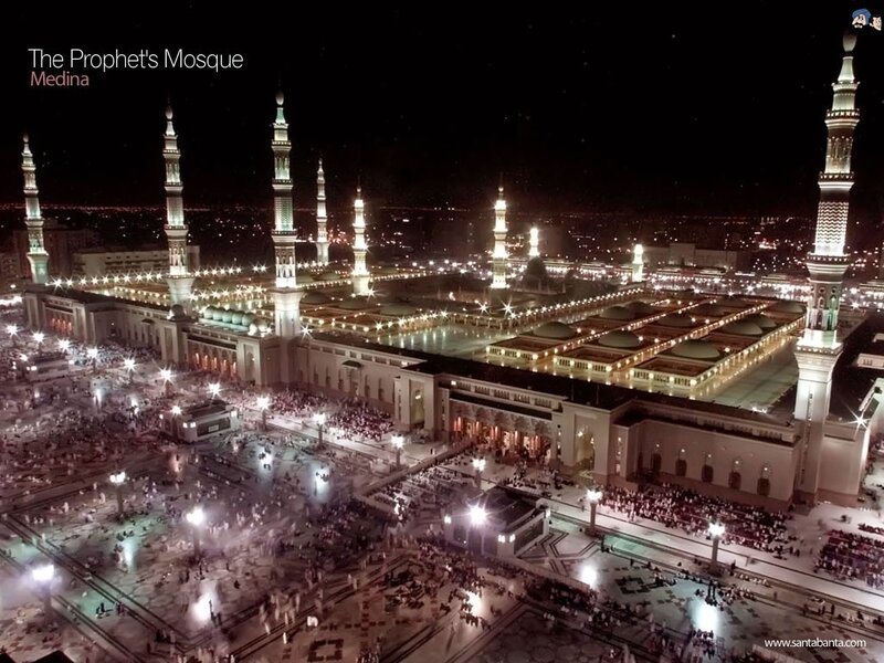 The Prophet's Mosque at night