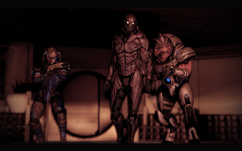 three alien soldiers in combat