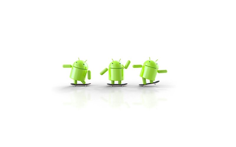 Three Android Robots — Green, Playful, 3d Render