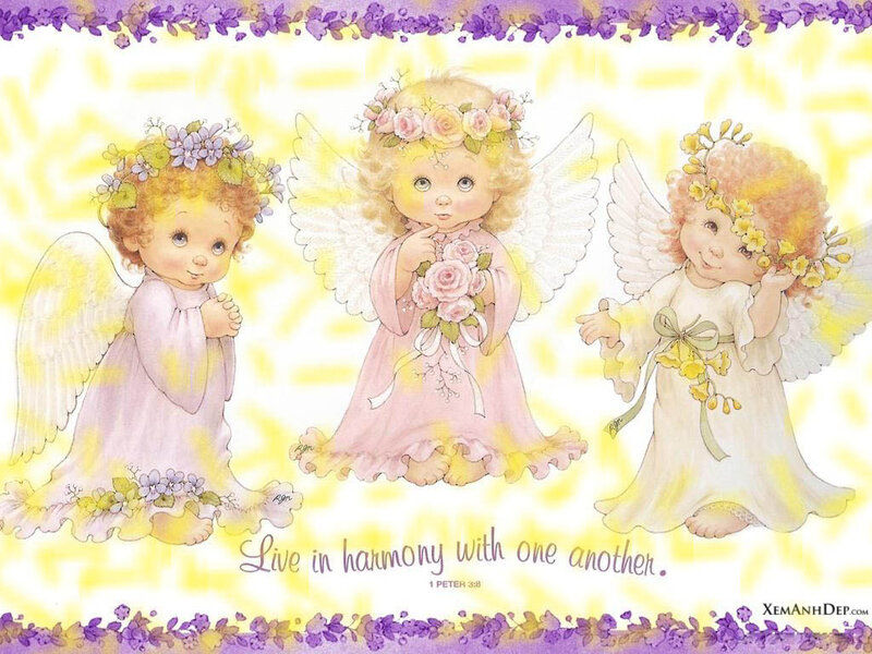 Three Angels with Flowers — Yellow