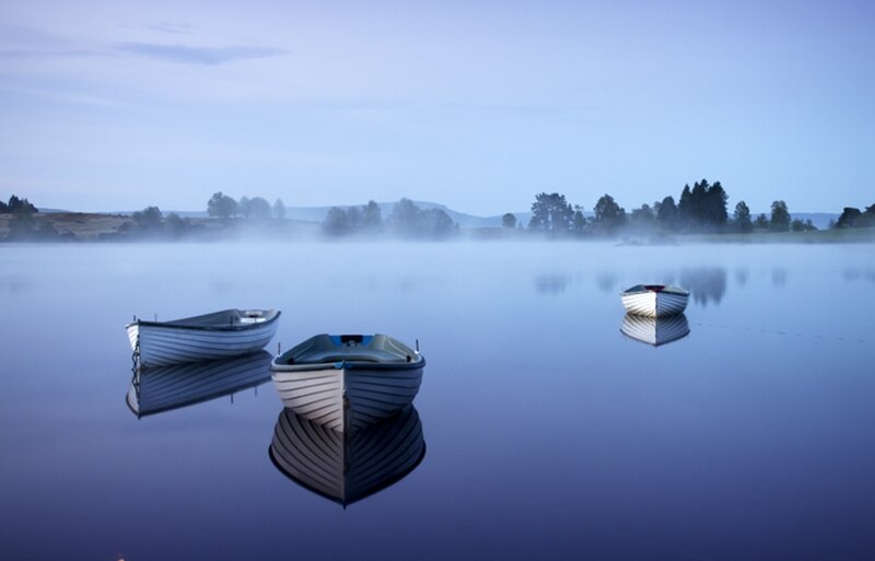Three Boats on a Lake — Blue