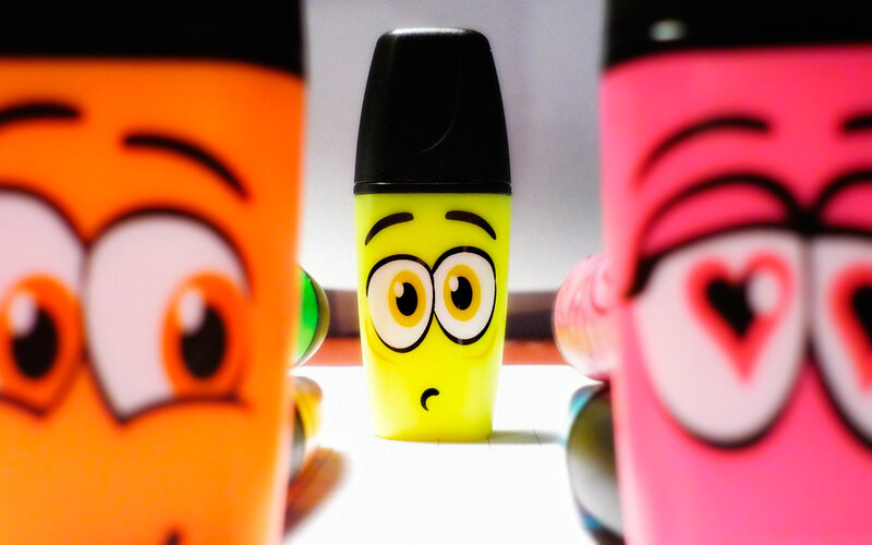 Three Cartoon Highlighters — Yellow