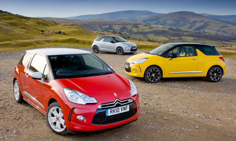 Three Citroën DS3 cars on a hill