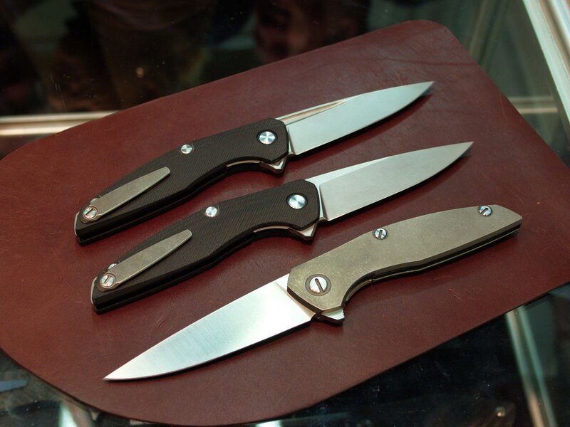 Three Folding Knives — Brown