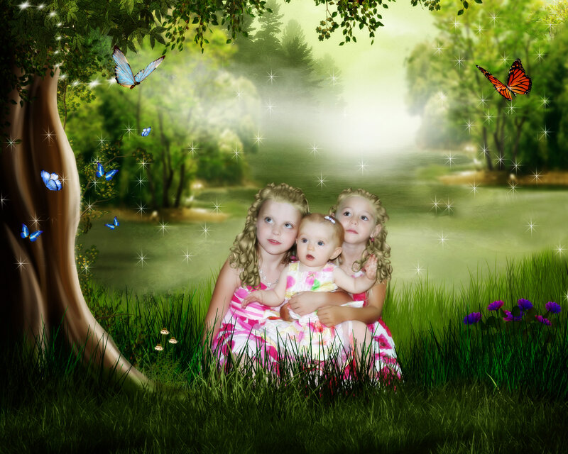 Three Girls in Garden — Green