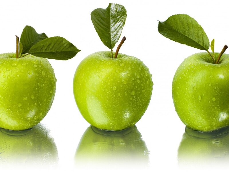 Three Green Apples — Clean, Photograph, Leaves