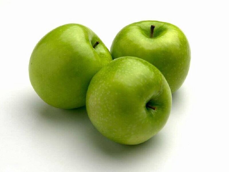 three green apples