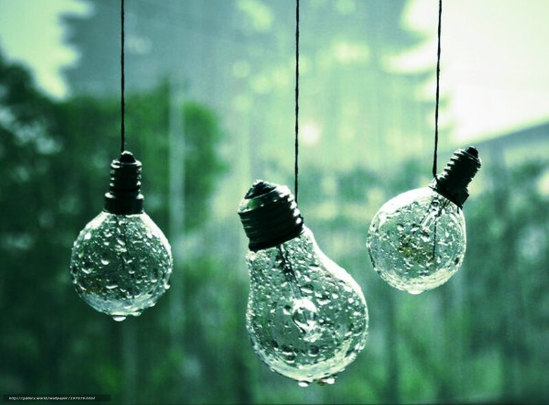 Three Light Bulbs — Green