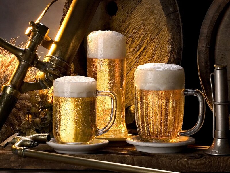 Three Mugs of Beer — Gold, Dramatic