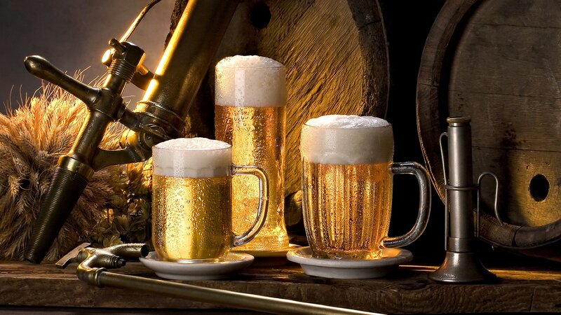 Three Mugs of Beer — Gold