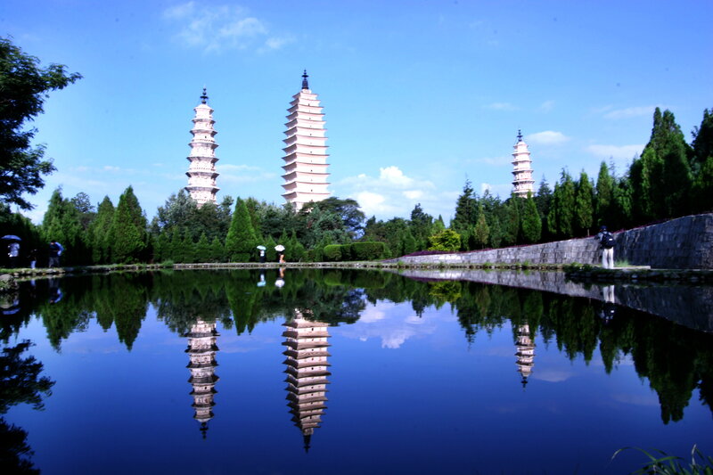 Three Pagodas in Park
