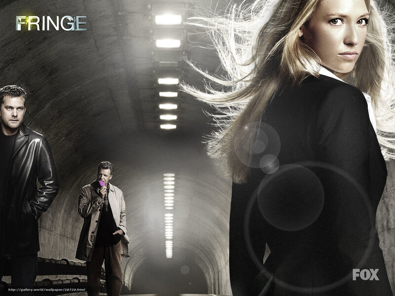 Three People in a Tunnel — Black