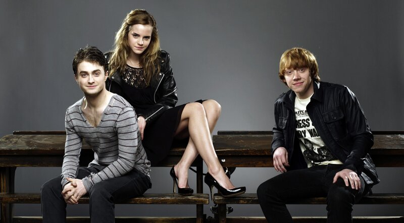 Three People on a Bench — Gray
