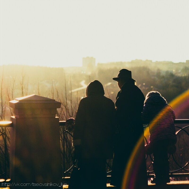 Three People on Balcony — Yellow