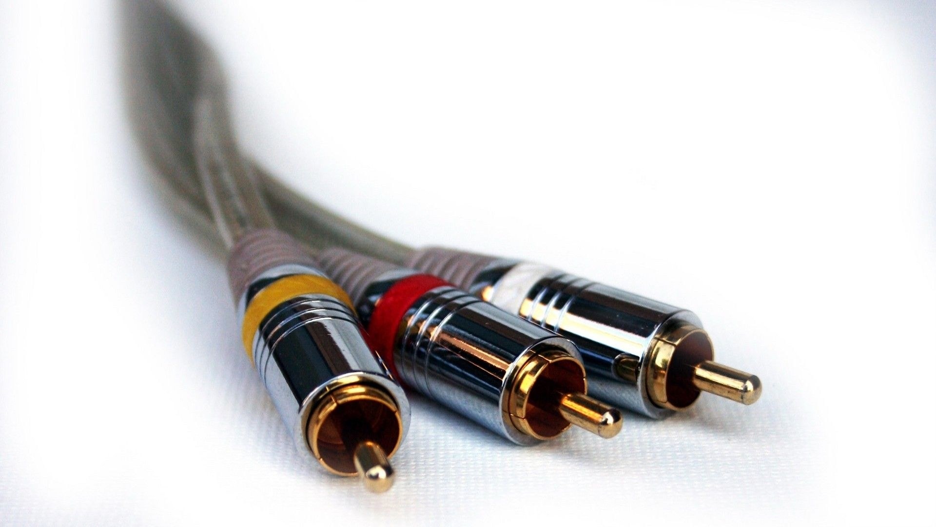 three RCA connectors on cable