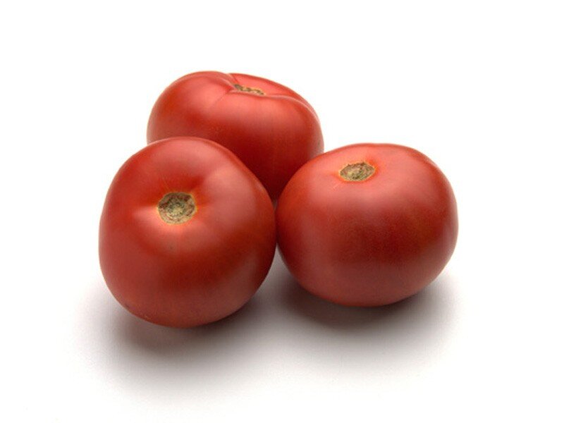 three red tomatoes