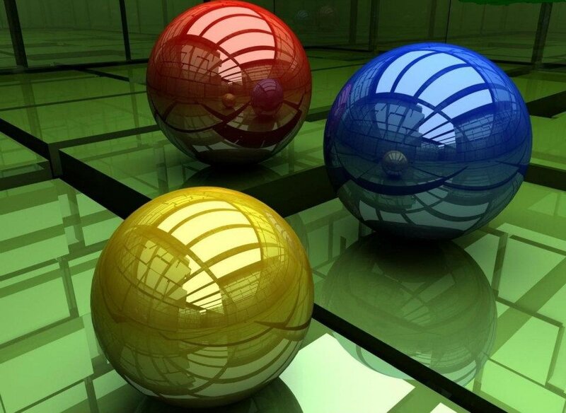 Three Reflective Spheres — Green
