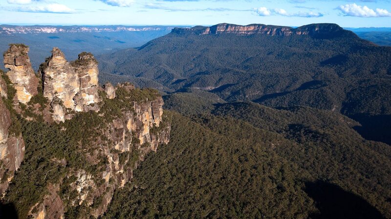 Three Sisters Rock Formation — Green, Serene