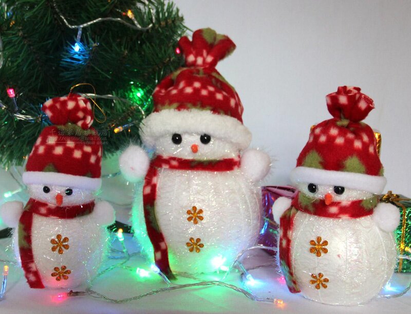 Three Snowman Figures — White