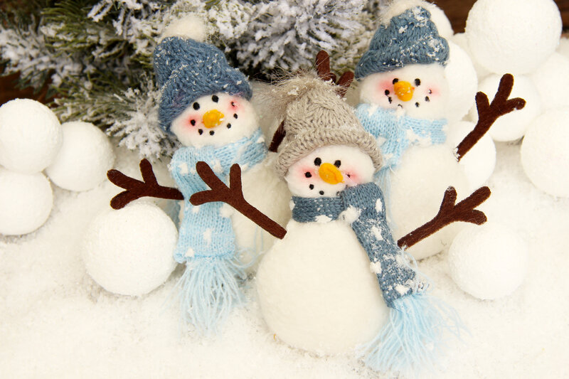 Three Snowmen Figurines — White, Festive