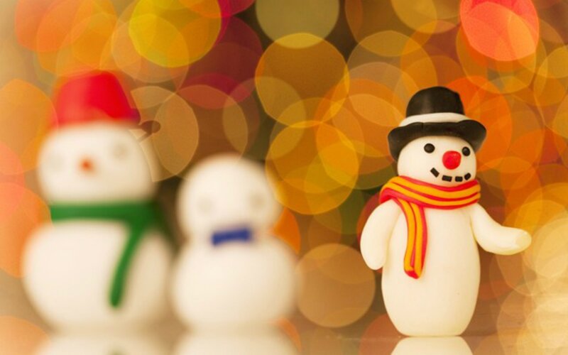 Three Snowmen Figurines — White, Festive, Winter