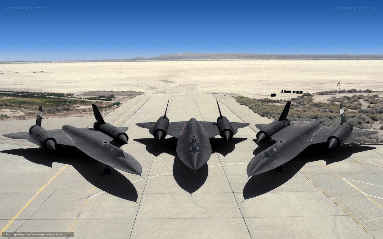 Three SR-71 Blackbirds on tarmac