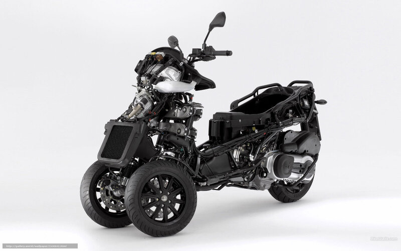 three-wheeled scooter concept