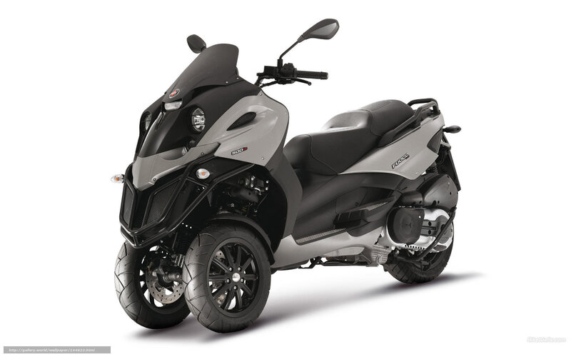 three-wheeled scooter motorcycle