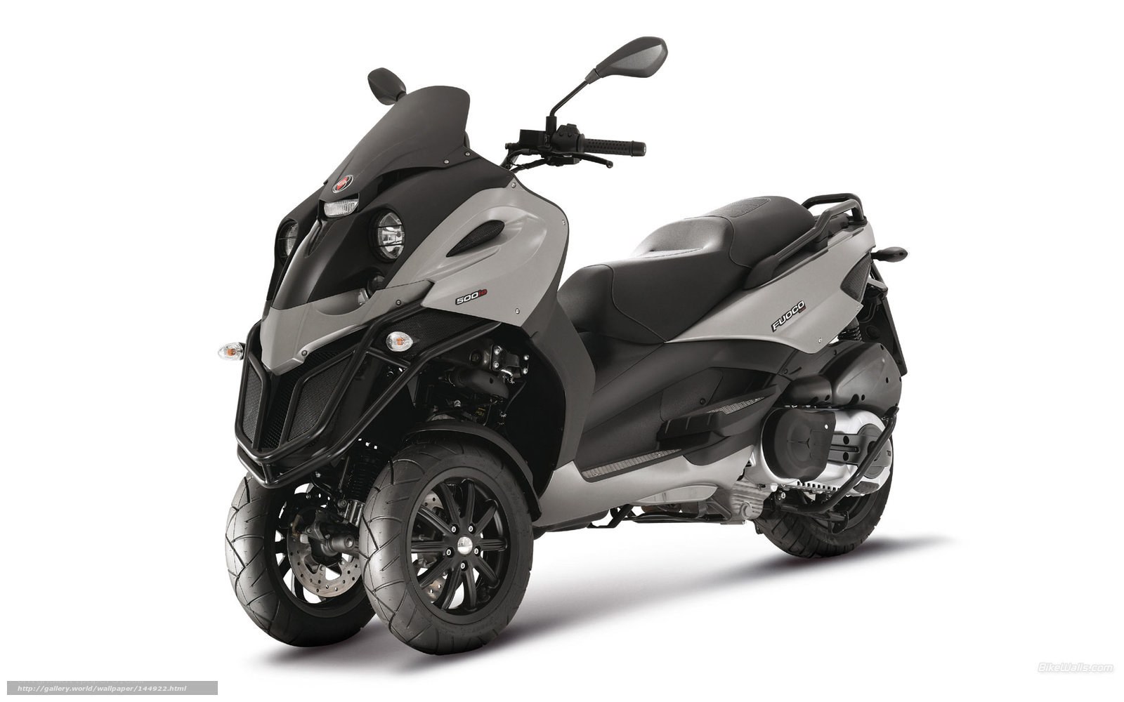 three-wheeled scooter motorcycle