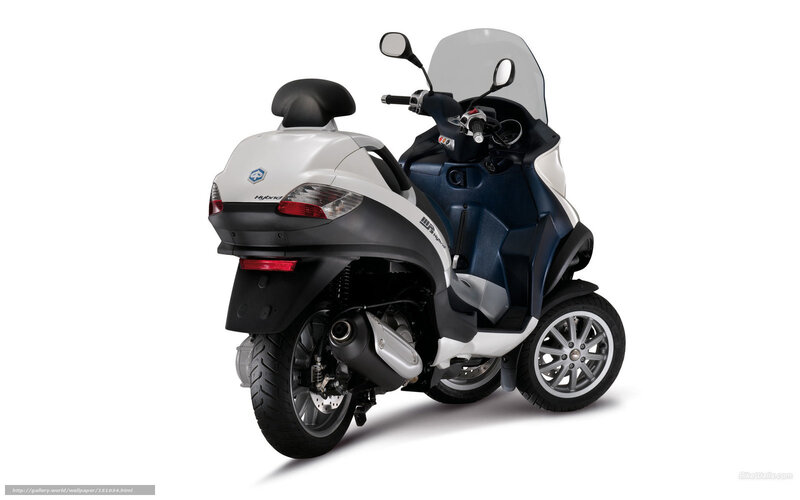 Three-wheeled Scooter — White