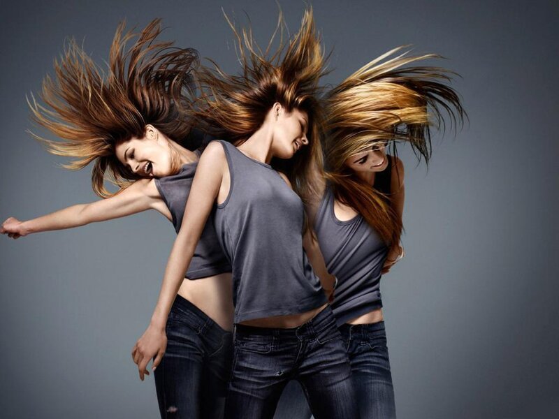 Three Women Dancing — Gray