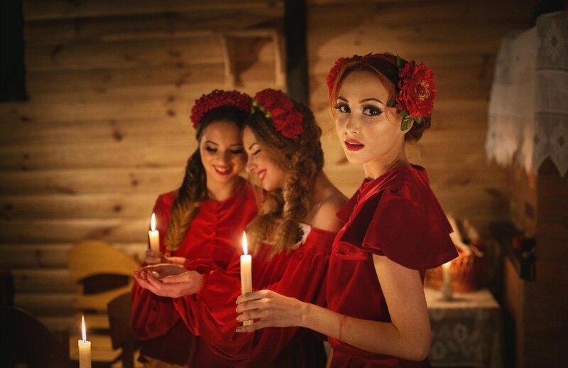 Three Women with Candles — Red