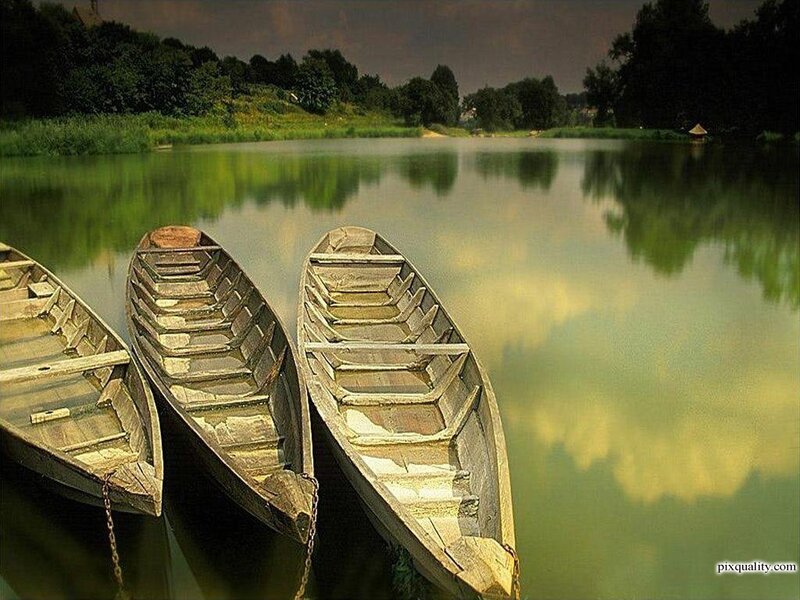 Three Wooden Boats — Green, Serene