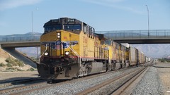 2006 locomotives trains Union Pacific