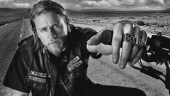 Actors Celebrity charlie hunnam sons of anarchy
