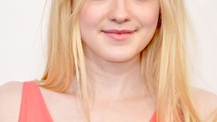 Actress brunettes models crowns Dakota Fanning Pink Dress